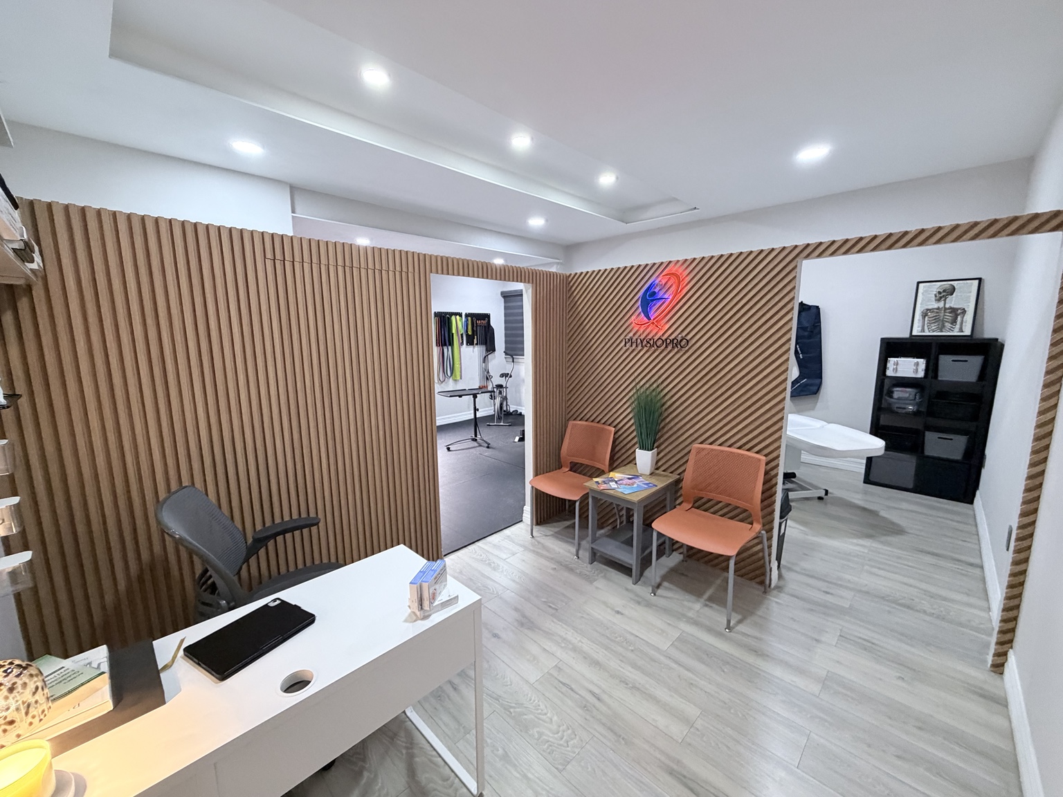 PhysioPro reception and treatment flow, Zona Rio Tijuana